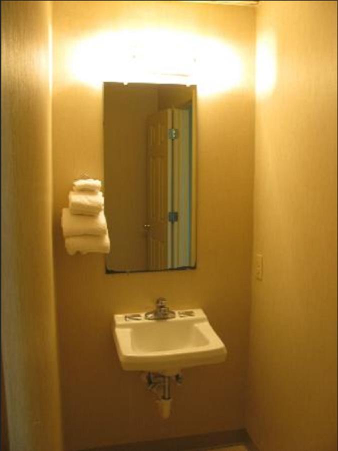 Sandpiper Motel アトランティック・ビーチ エクステリア 写真